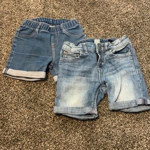 Set of two denim shorts